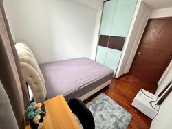 The Lakeshore (D22), Condominium #579970571